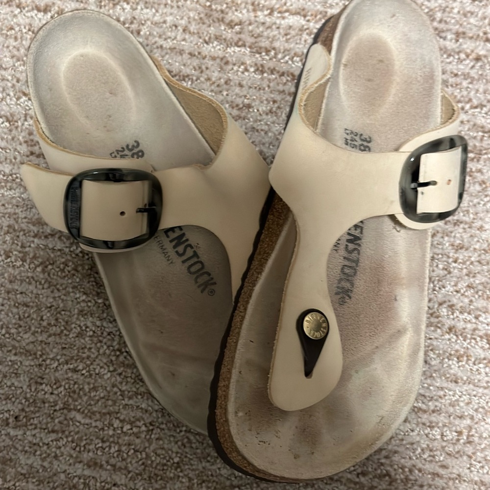SOLDBirkenstocks cream leather size 38